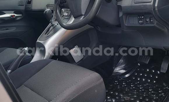 Gura Yakoze Toyota Auris Other Imodoka i Kampala mu Uganda Gura Yakoze Toyota Auris Other Imodoka i Kampala mu Uganda