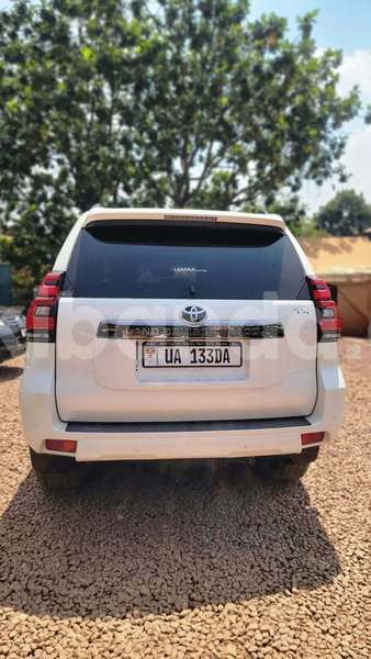 Big with watermark toyota prado uganda kampala 25787