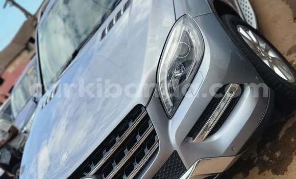 Gura Yakoze Mercedes‒Benz ML–Class Other Imodoka i Kampala mu Uganda Gura Yakoze Mercedes‒Benz ML–Class Other Imodoka i Kampala mu Uganda