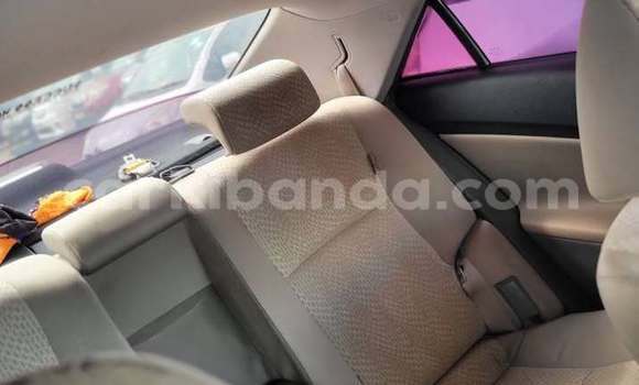 Gura Yakoze Toyota Mark X Other Imodoka i Kampala mu Uganda Gura Yakoze Toyota Mark X Other Imodoka i Kampala mu Uganda
