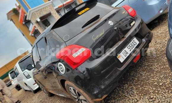 Gura Yakoze Suzuki Swift Black Imodoka i Kampala mu Uganda Gura Yakoze Suzuki Swift Black Imodoka i Kampala mu Uganda