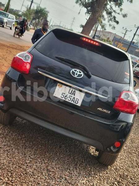 Big with watermark toyota auris uganda kampala 25794