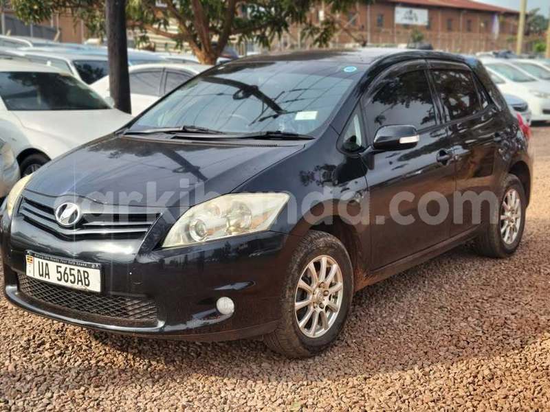 Big with watermark toyota auris uganda kampala 25794