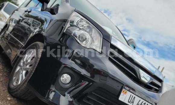 Gura Yakoze Toyota Noah Black Imodoka i Kampala mu Uganda Gura Yakoze Toyota Noah Black Imodoka i Kampala mu Uganda