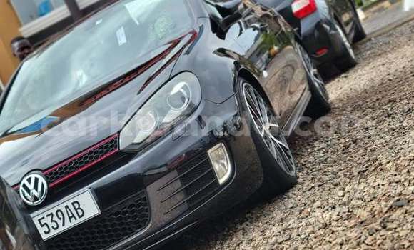 Gura Yakoze Volkswagen Golf Black Imodoka i Kampala mu Uganda Gura Yakoze Volkswagen Golf Black Imodoka i Kampala mu Uganda