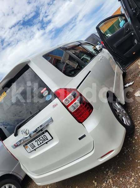 Big with watermark toyota noah uganda kampala 25799