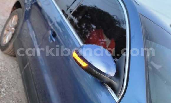 Gura Yakoze Volkswagen Tiguan Blue Imodoka i Kampala mu Uganda Gura Yakoze Volkswagen Tiguan Blue Imodoka i Kampala mu Uganda