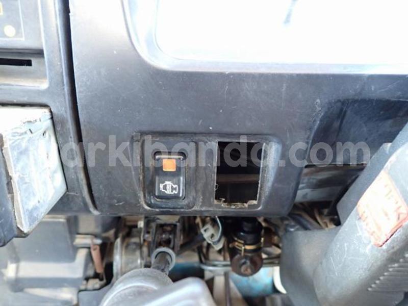 Big with watermark mitsubishi l400 uganda kampala 25803