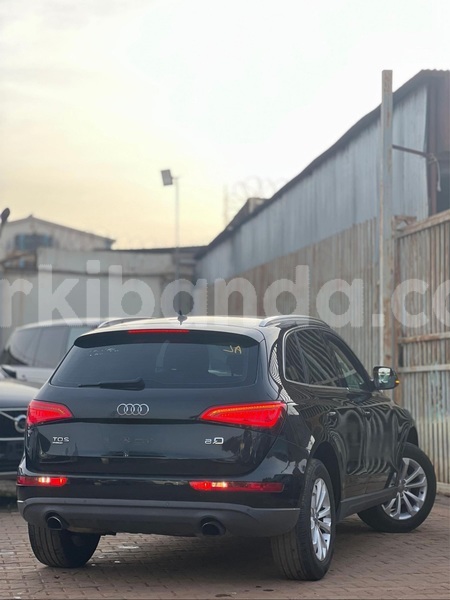 Big with watermark audi q5 uganda kampala 25810