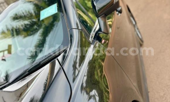 Nunua Mpya Subaru Forester Nyeusi Gari ndani ya Kampala nchini Uganda Nunua Mpya Subaru Forester Nyeusi Gari ndani ya Kampala nchini Uganda