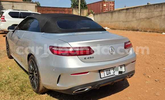 Nunua Mpya Mercedes-Benz E-Classe Fedha Gari ndani ya Kampala nchini Uganda Nunua Mpya Mercedes-Benz E-Classe Fedha Gari ndani ya Kampala nchini Uganda
