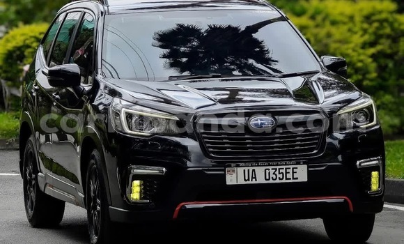 Nunua Mpya Subaru Forester Nyeusi Gari ndani ya Kampala nchini Uganda Nunua Mpya Subaru Forester Nyeusi Gari ndani ya Kampala nchini Uganda