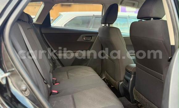 Nunua Mpya Toyota Auris Nyeusi Gari ndani ya Kampala nchini Uganda Nunua Mpya Toyota Auris Nyeusi Gari ndani ya Kampala nchini Uganda