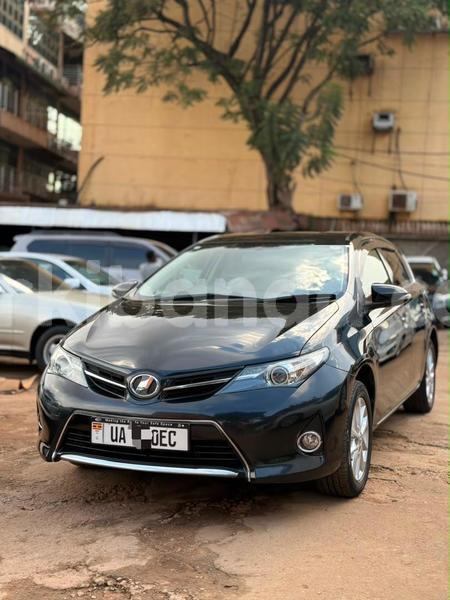 Big with watermark toyota auris uganda kampala 25820