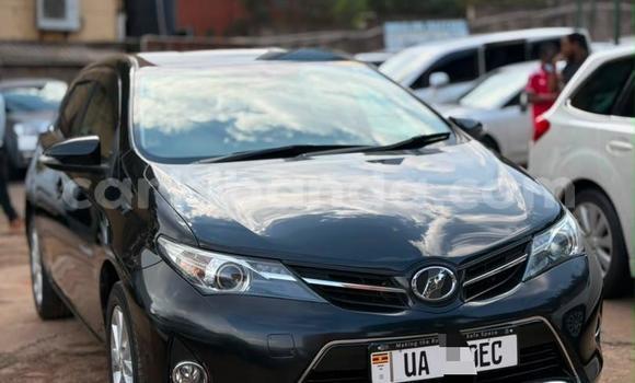 Nunua Mpya Toyota Auris Nyeusi Gari ndani ya Kampala nchini Uganda Nunua Mpya Toyota Auris Nyeusi Gari ndani ya Kampala nchini Uganda