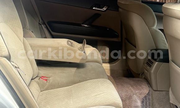 Nunua Ilio tumika Toyota Mark X Fedha Gari ndani ya Kampala nchini Uganda Nunua Ilio tumika Toyota Mark X Fedha Gari ndani ya Kampala nchini Uganda