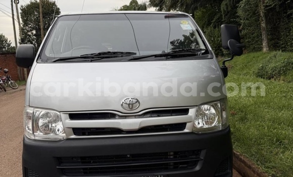 Acheter Neuf Voiture Toyota Hiace Gris à Kampala, Ouganda Acheter Neuf Voiture Toyota Hiace Gris à Kampala, Ouganda