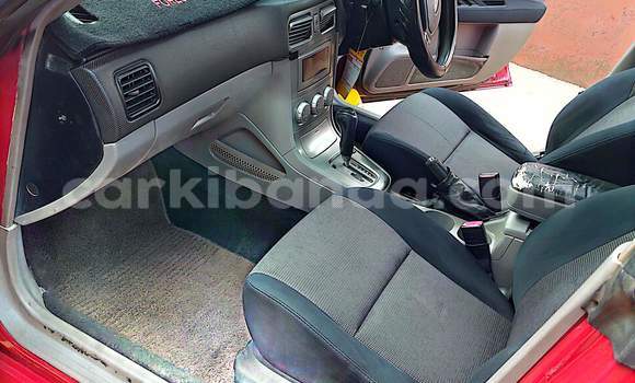 Nunua Ilio tumika Subaru Forester Nyekundu Gari ndani ya Kampala nchini Uganda Nunua Ilio tumika Subaru Forester Nyekundu Gari ndani ya Kampala nchini Uganda