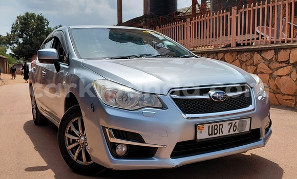 Nunua Ilio tumika Subaru Impreza Fedha Gari ndani ya Kampala nchini Uganda Nunua Ilio tumika Subaru Impreza Fedha Gari ndani ya Kampala nchini Uganda