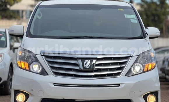 Buy Used Toyota Alphard White Car in Kampala in Uganda