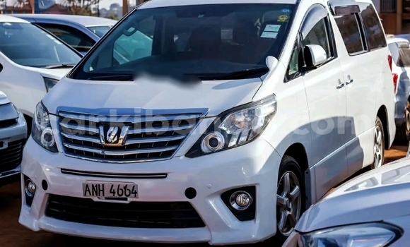 Buy Used Toyota Alphard White Car in Kampala in Uganda