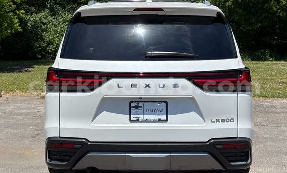 Buy Used Lexus LX White Car in Kampala in Uganda Buy Used Lexus LX White Car in Kampala in Uganda