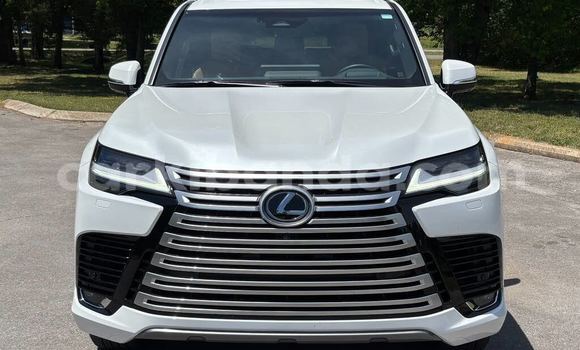 Buy Used Lexus LX White Car in Kampala in Uganda Buy Used Lexus LX White Car in Kampala in Uganda