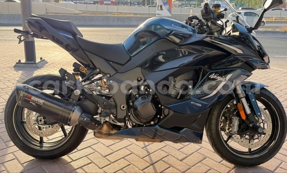 Acheter Occasion Moto Kawasaki Ninja Beige à Kampala, Ouganda Acheter Occasion Moto Kawasaki Ninja Beige à Kampala, Ouganda