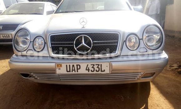 Buy Used Mercedes‒Benz E–Class Silver Car in Kampala in Uganda Buy Used Mercedes‒Benz E–Class Silver Car in Kampala in Uganda