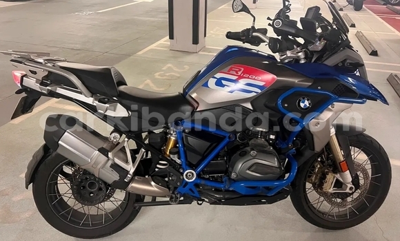 Buy Used BMW R1200GS Adventure Beige Bike in Kampala in Uganda