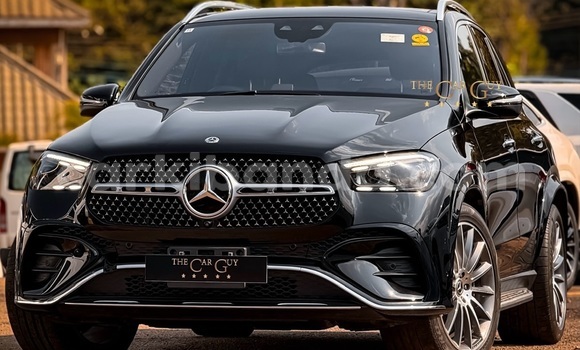 Nunua Mpya Mercedes Viano Nyeusi Gari ndani ya Masaka nchini Uganda Nunua Mpya Mercedes Viano Nyeusi Gari ndani ya Masaka nchini Uganda