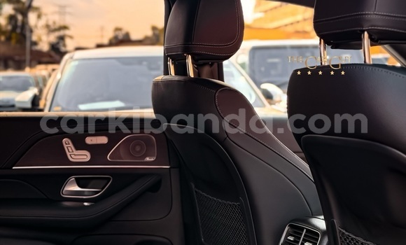 Nunua Mpya Mercedes Viano Nyeusi Gari ndani ya Masaka nchini Uganda Nunua Mpya Mercedes Viano Nyeusi Gari ndani ya Masaka nchini Uganda
