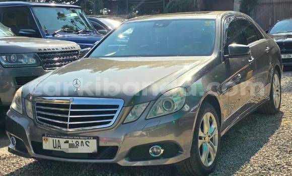 Gura Nshya Mercedes-Benz E-Classe Other Imodoka i Kampala mu Uganda Gura Nshya Mercedes-Benz E-Classe Other Imodoka i Kampala mu Uganda