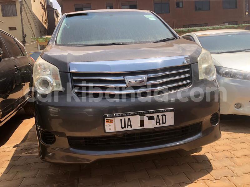 Big with watermark toyota noah uganda kampala 25869