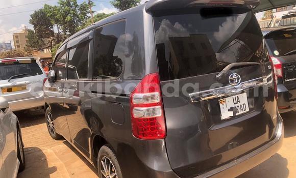 Gura Nshya Toyota Noah Other Imodoka i Kampala mu Uganda Gura Nshya Toyota Noah Other Imodoka i Kampala mu Uganda