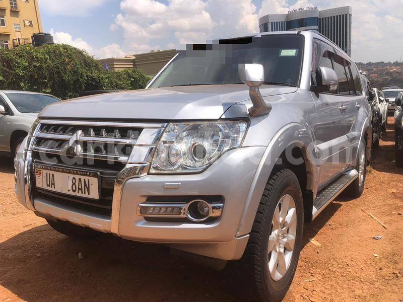 Big with watermark mitsubishi pajero uganda kampala 25872