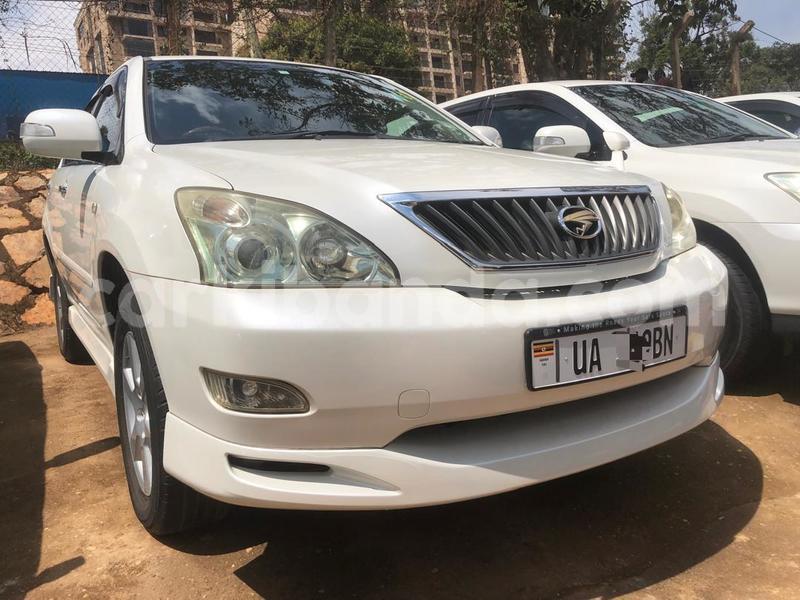 Big with watermark toyota harrier uganda kampala 25874