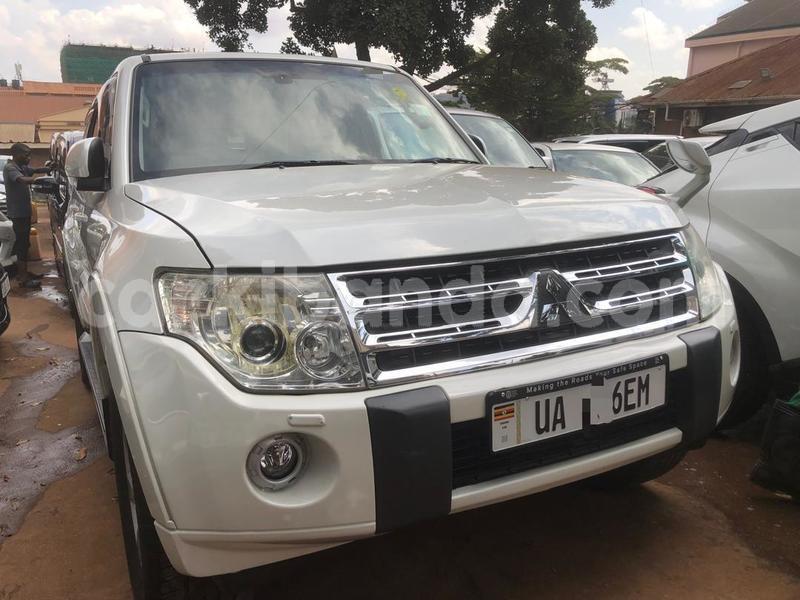 Big with watermark mitsubishi pajero uganda kampala 25877