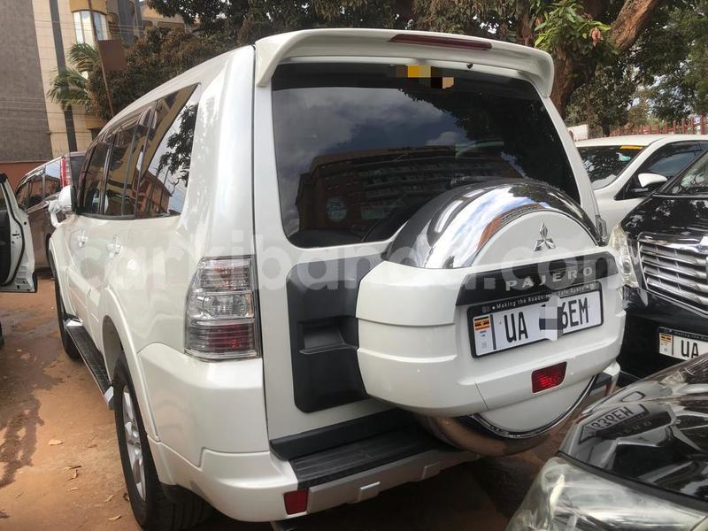 Big with watermark mitsubishi pajero uganda kampala 25877
