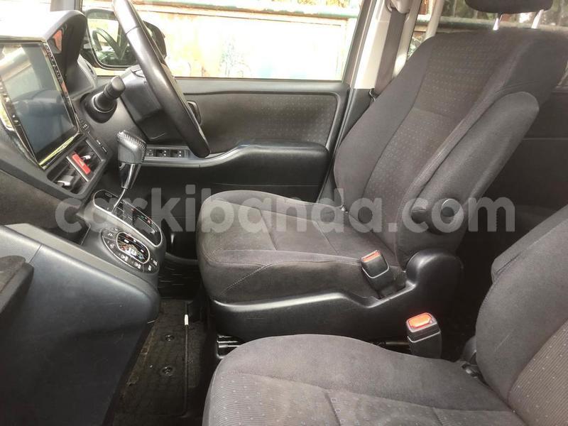 Big with watermark toyota noah uganda kampala 25878