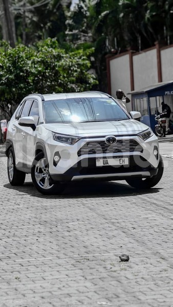Big with watermark toyota rav4 uganda kampala 25880
