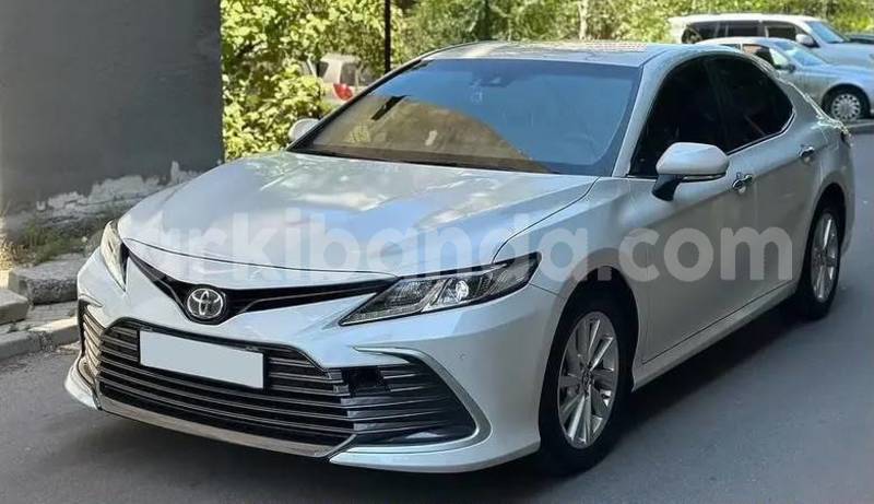 Big with watermark toyota camry uganda kampala 25890