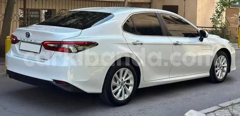 Big with watermark toyota camry uganda kampala 25890