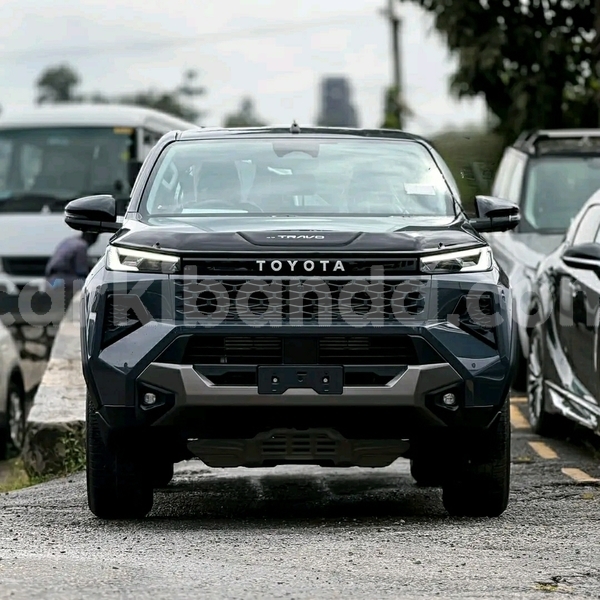Big with watermark toyota hilux uganda kampala 25893