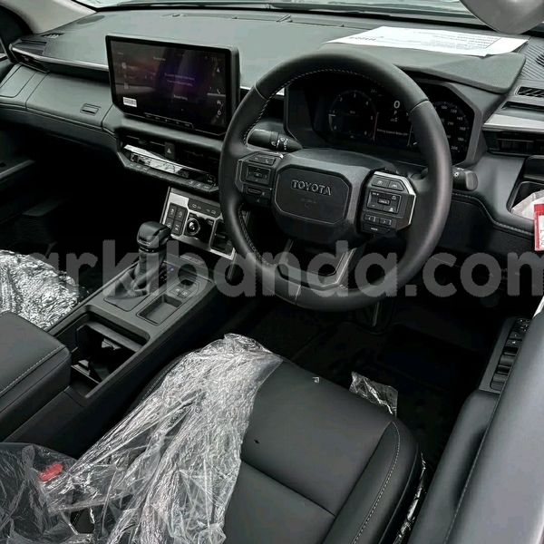 Big with watermark toyota hilux uganda kampala 25893