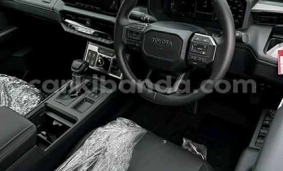 Acheter Occasion Voiture Toyota Hilux Autre à Kampala, Ouganda Acheter Occasion Voiture Toyota Hilux Autre à Kampala, Ouganda