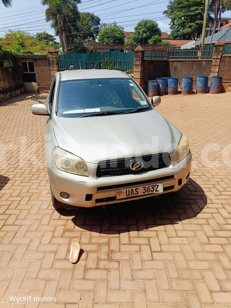 Big with watermark toyota rav4 uganda kampala 25903