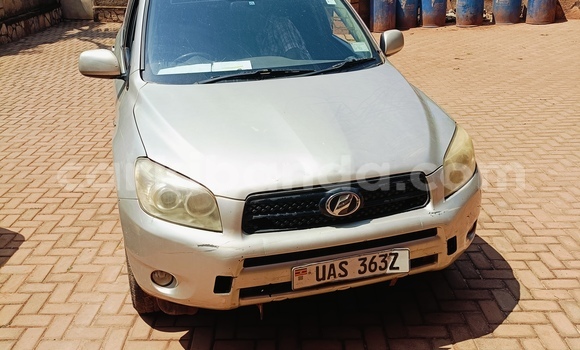 Buy Used Toyota RAV4 Silver Car in Kampala in Uganda Buy Used Toyota RAV4 Silver Car in Kampala in Uganda