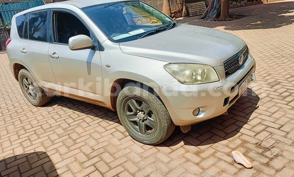 Buy Used Toyota RAV4 Silver Car in Kampala in Uganda Buy Used Toyota RAV4 Silver Car in Kampala in Uganda