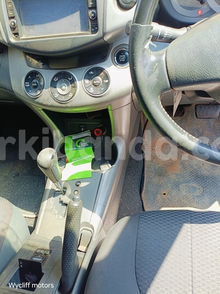 Big with watermark toyota rav4 uganda kampala 25903